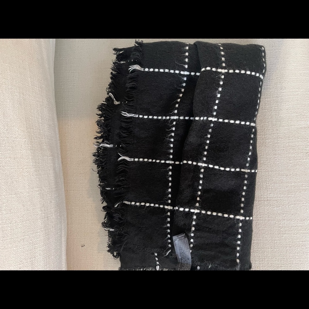 Zara scarf